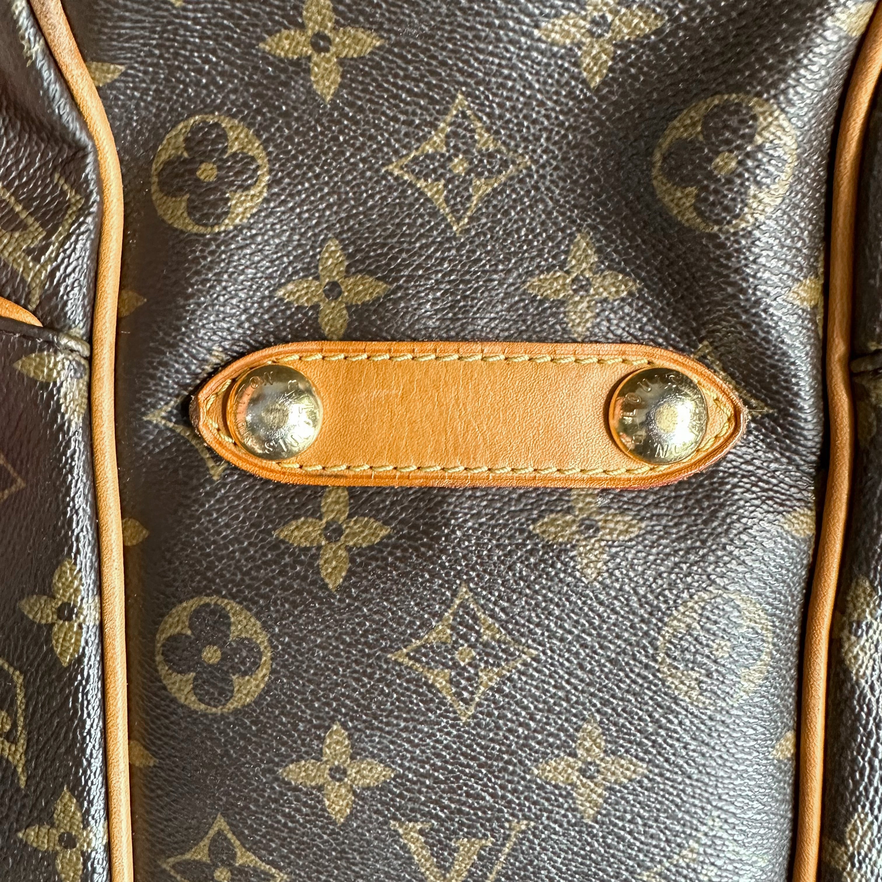 Louis Vuitton Monogram Canvas Galleria PM QJB0V7HJ0F312